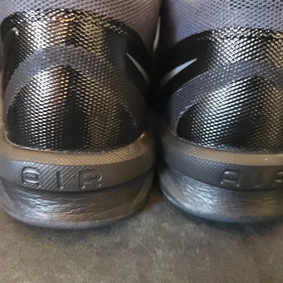 Nike Air Visi Pro Black High-Top Athletic Shoes with Cushioned Sole - Picture 3 of 6